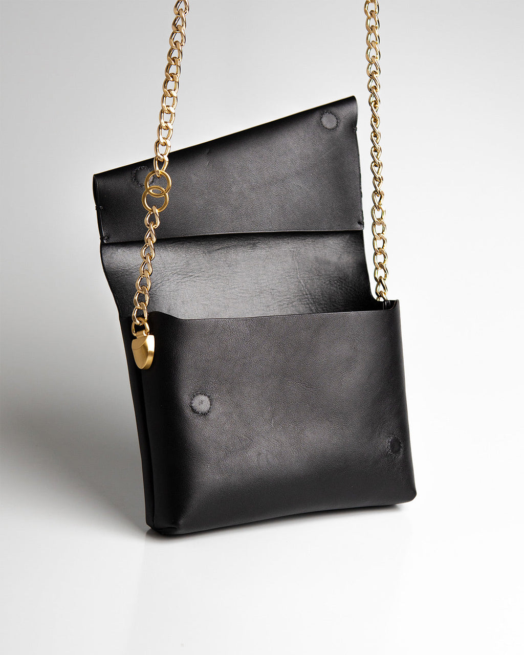 Bolsa Pequena Aya Couro Preto WOOW