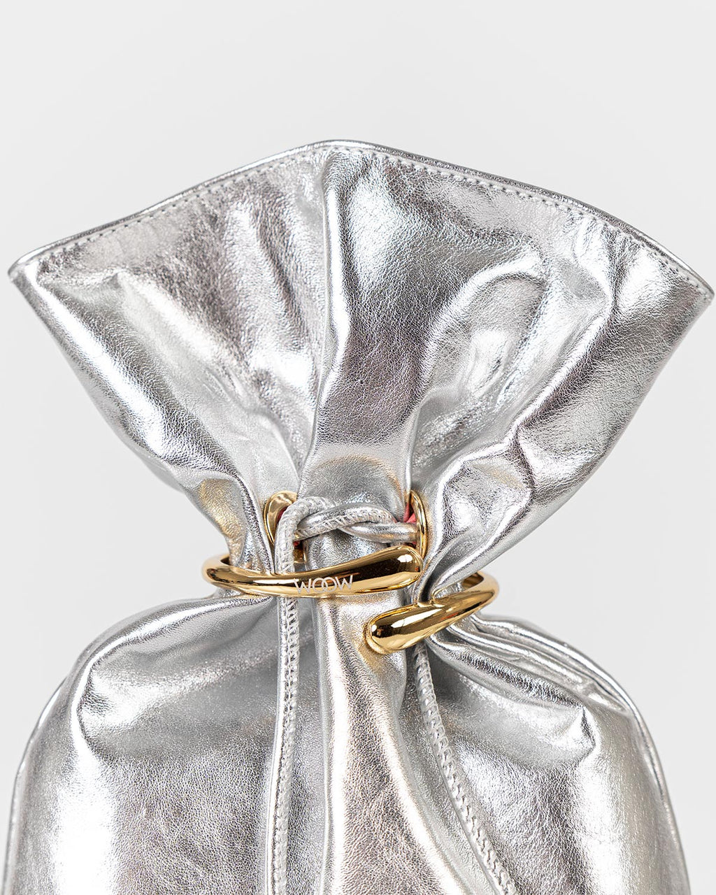 Bolsa Média Rafaela Couro Silver Com Bracelete WOOW