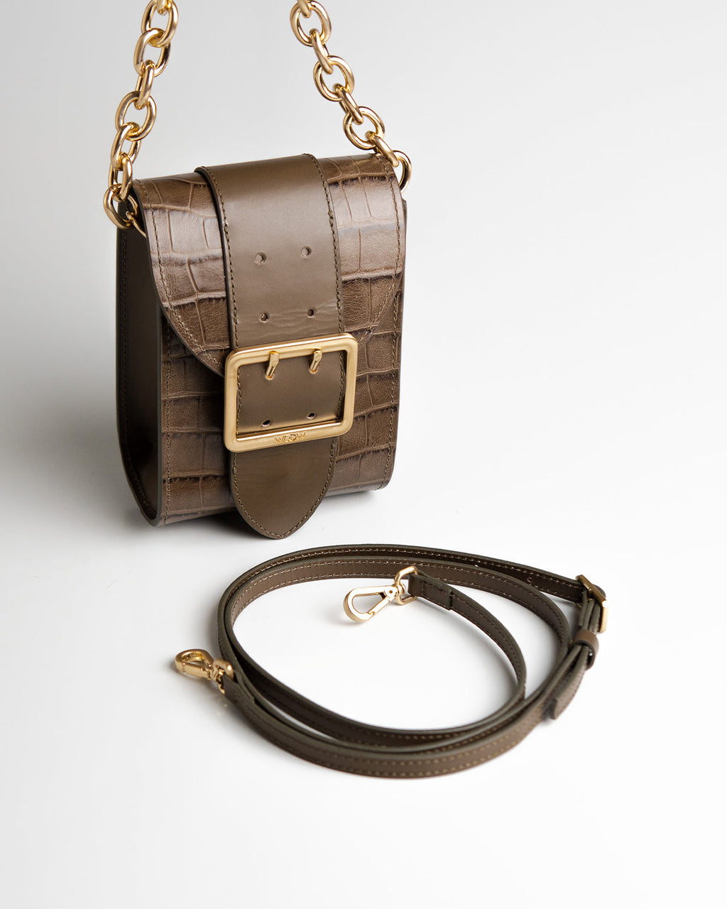 Bolsa Pequena Laila Couro Dark Pewter WOOW