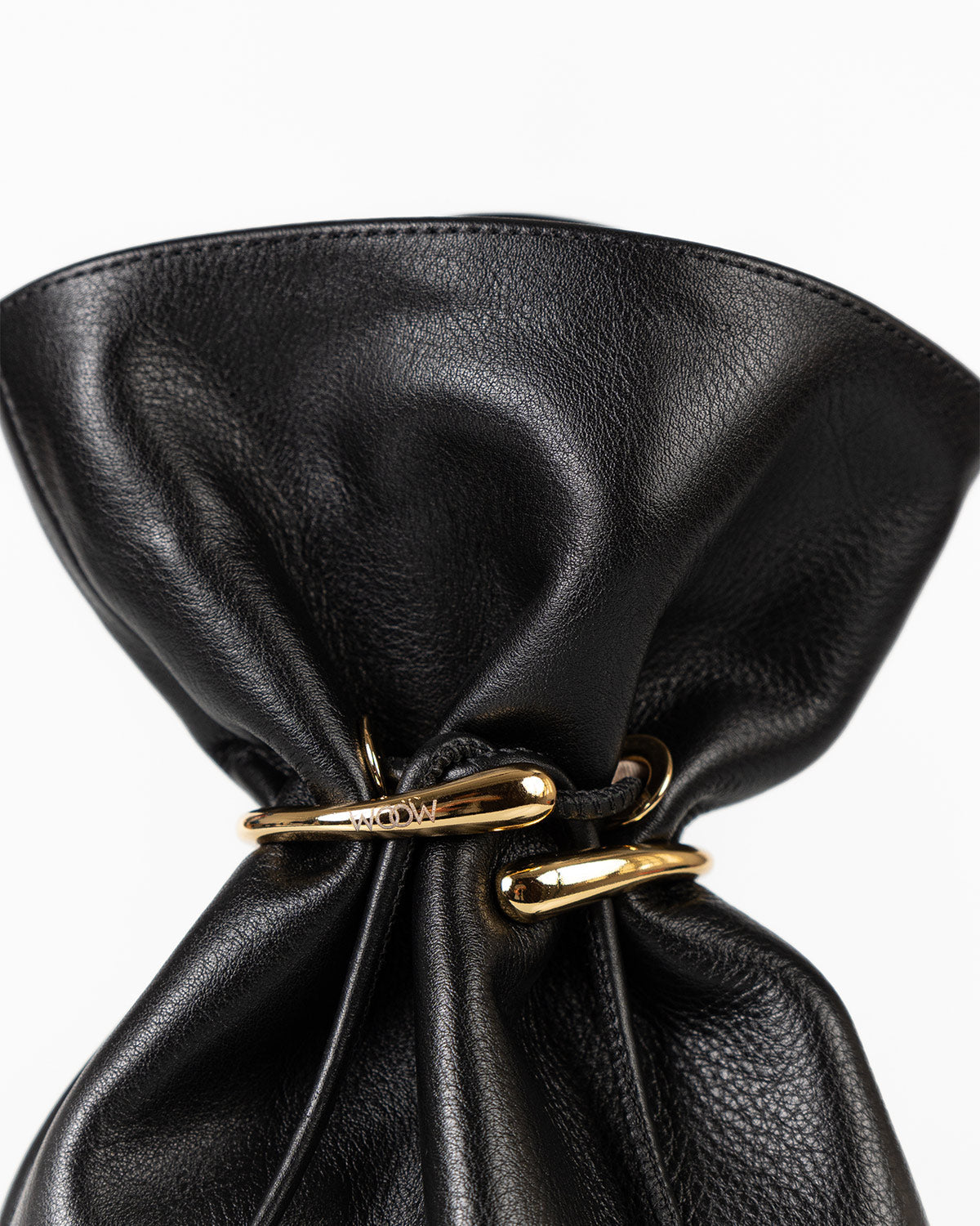 Bolsa Média Rafaela Couro Preto Com Bracelete WOOW