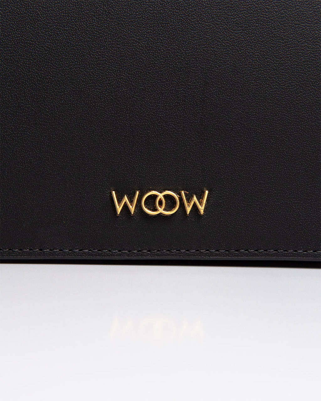 Bolsa Pequena Aura Couro Preto WOOW