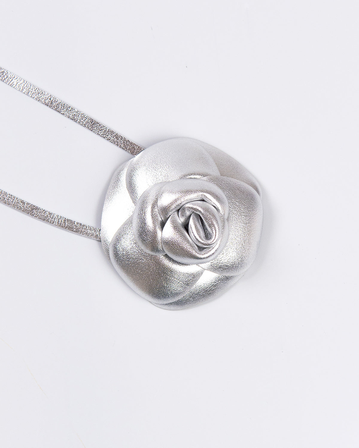 Flor Confidence Couro Silver WOOW