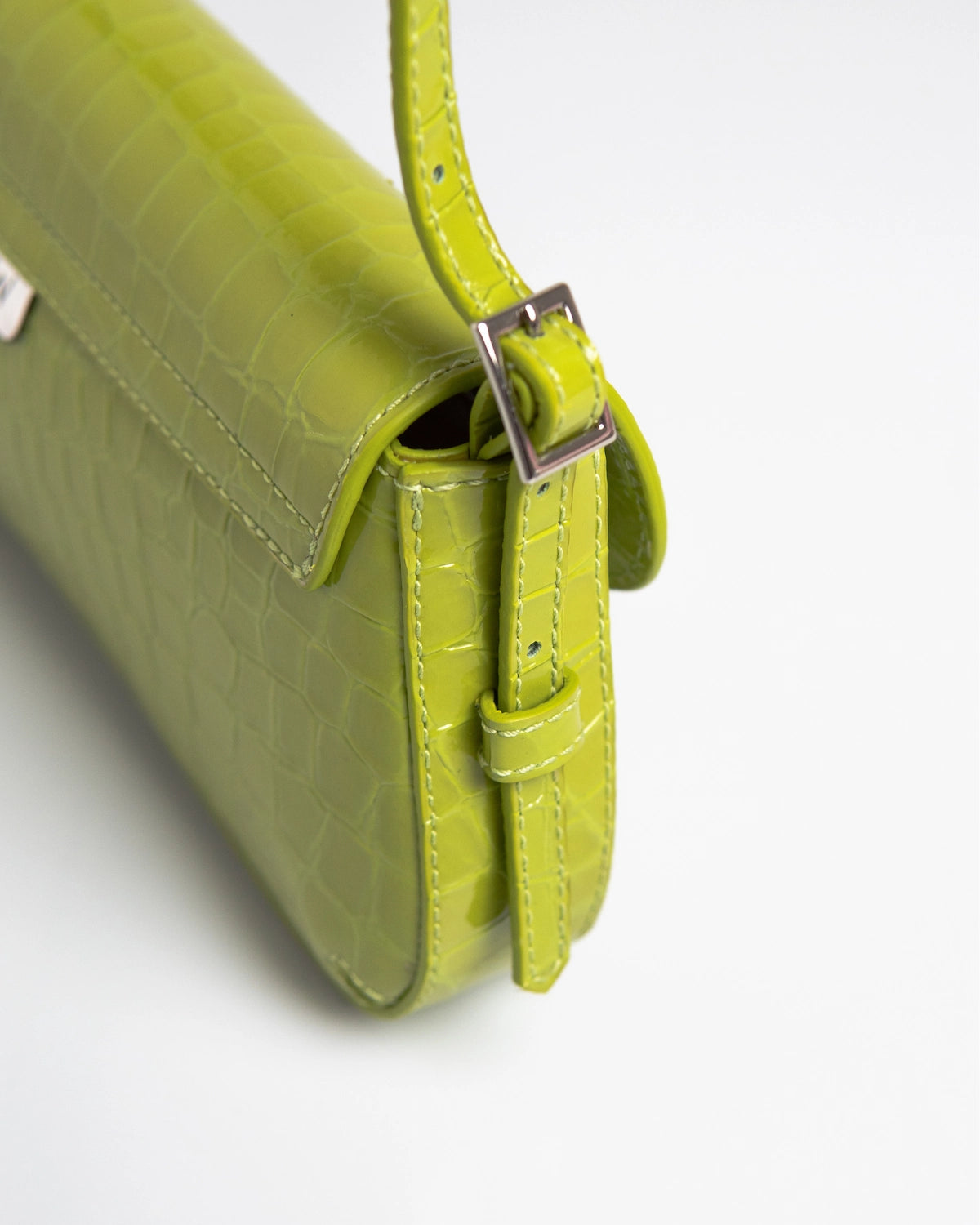Bolsa Média Giovana Couro Verde WOOW