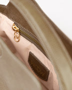 Bolsa Média Clarice em Couro Oliva WOOW