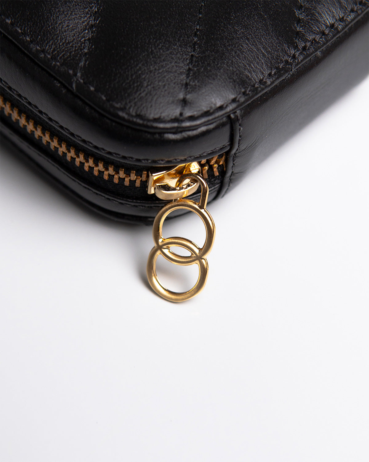 Porta Celular Stella Couro Preto WOOW