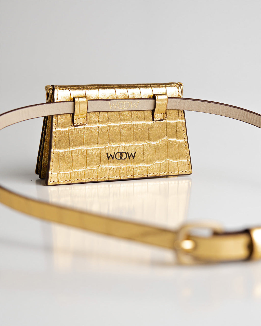 Bolsa Micro Camila com Cinto Couro Gold WOOW