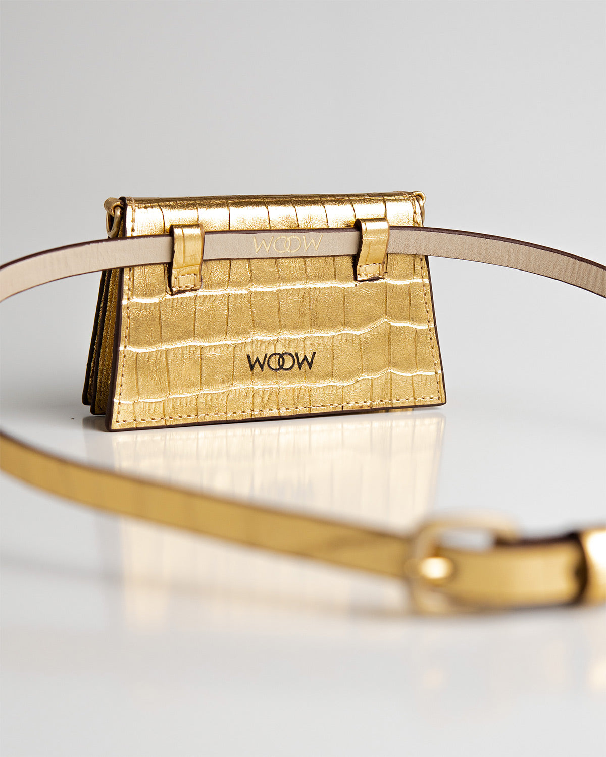 Bolsa Micro Camila com Cinto Couro Gold WOOW