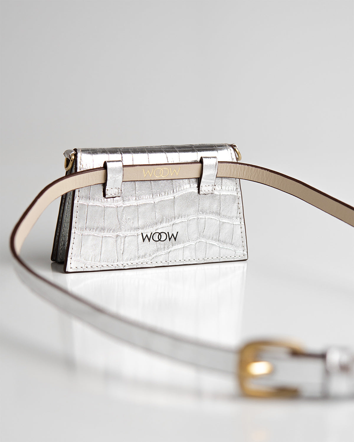 Bolsa Micro Camila com Cinto Couro Silver WOOW