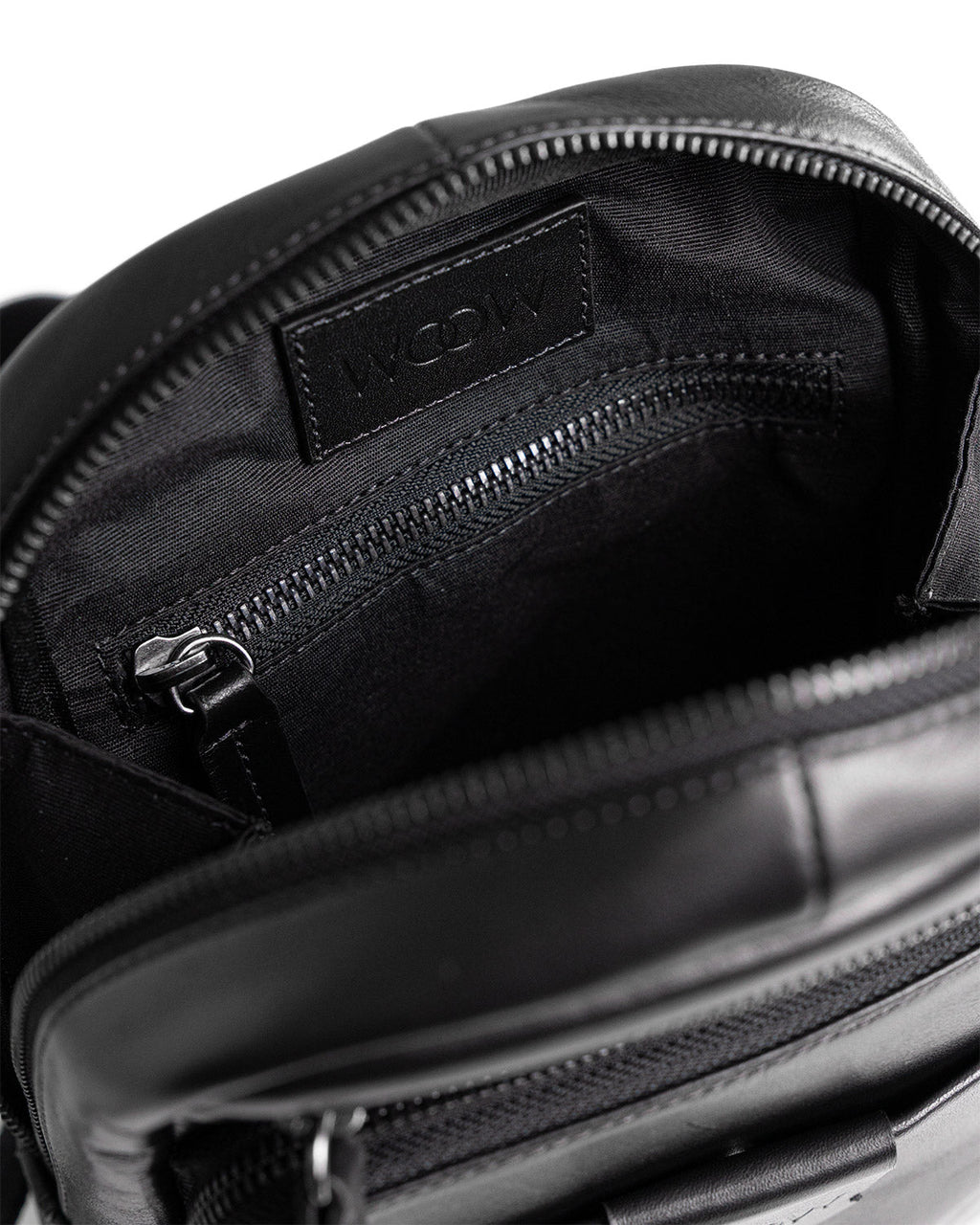 Bolsa Masculina Transversal Berlim em Couro WOOW