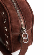 Bolsa Tiracolo Média Dara Ilhós Camurça Marrom WOOW