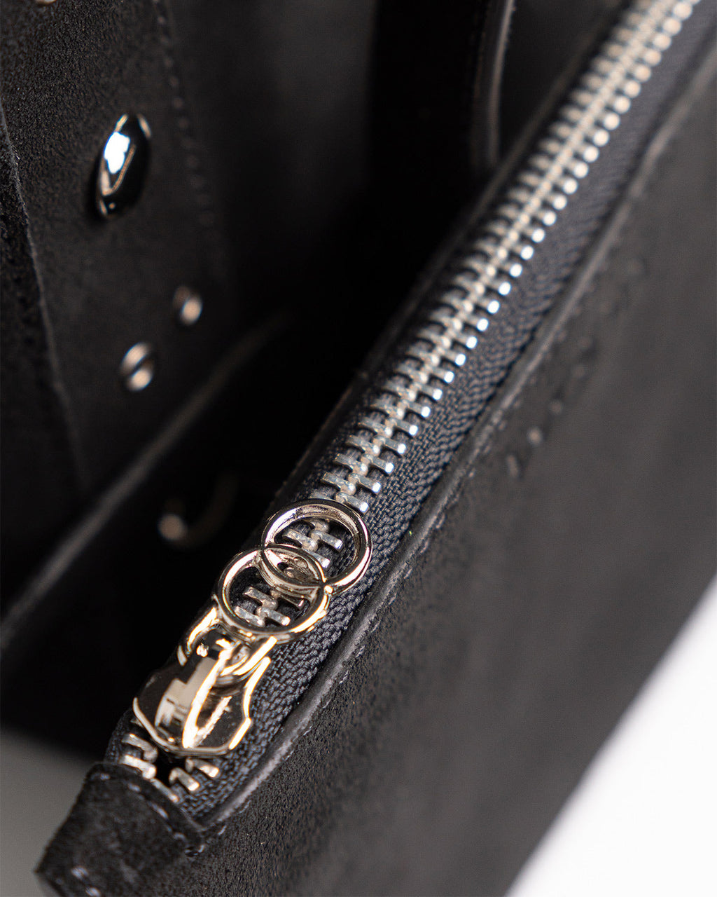 Bolsa Tote Vertical Giulia Couro Camurça Preto WOOW